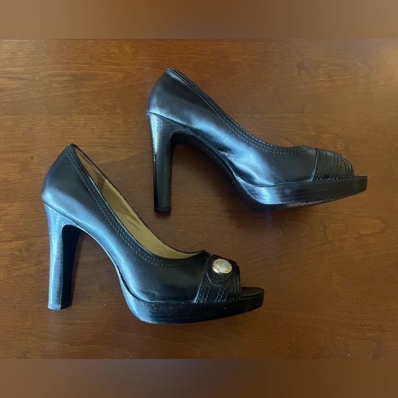 Michael Kors Platform Open toe Pump 8.5 - Picture 2 of 7